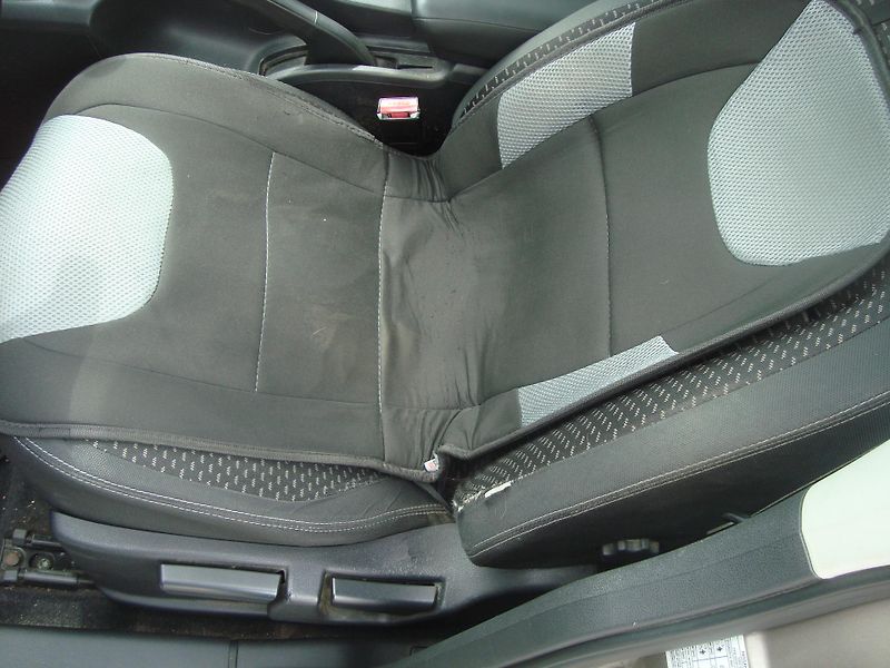 Nissan Qashqai (2007) 2,0  - fotka 9 z 15