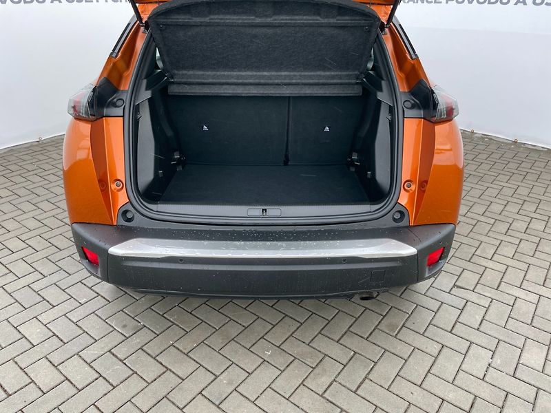 Peugeot 2008 (2021) 1.2 PureTech ČR! 1.majitel! - fotka 9 z 28
