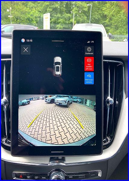Volvo XC60 (2026) B5 AWD PLUS BR.+4SERVIS/ZÁRUKA - fotka 40 z 43