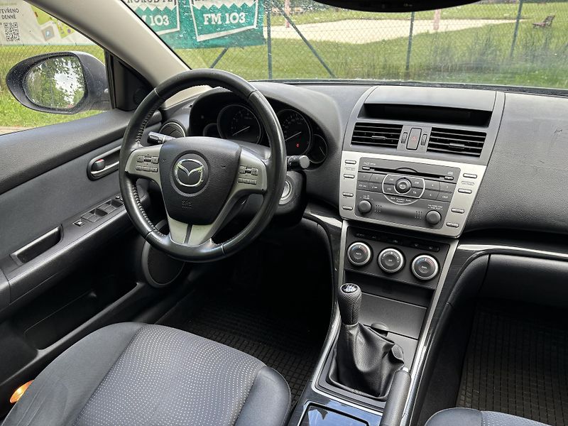 Mazda 6 2.0 TE - fotka 16 z 22