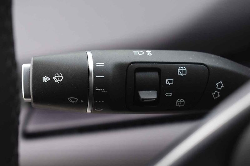 Leapmotor C10 se nabízí jako elektromobil i jako vůz s prodlužovačem dojezdu.