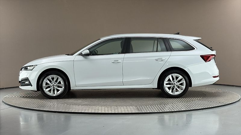 Škoda Octavia 2.0 TDI Style Combi - fotka 4 z 25