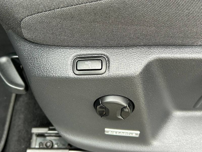 Volkswagen Touran (2022) 1.5 TSI 110kW DSG tažné - fotka 8 z 33