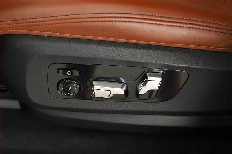 BMW X7 (2022) xDrive40d - fotka 11 z 20