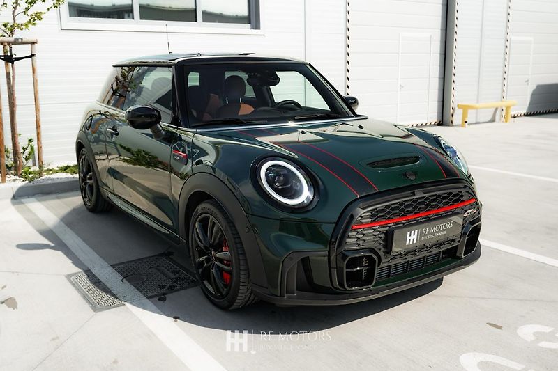 Mini JCW (2024) - fotka 3 z 48