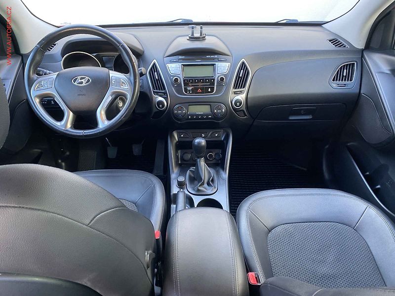 Hyundai ix35 (2010) 2.0i 4x4, ČR, AAC, ČR - fotka 8 z 17