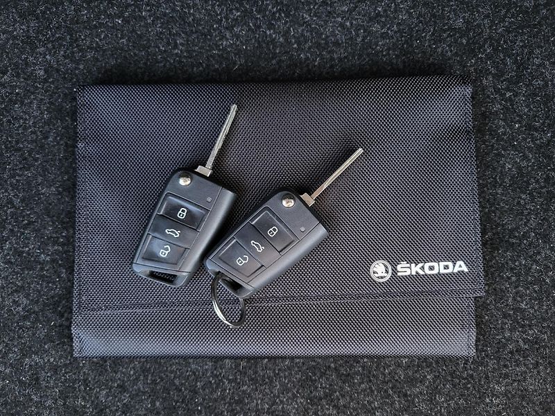 Škoda Scala 1.0 TSI 70kW AMBITION *ČR - fotka 38 z 42