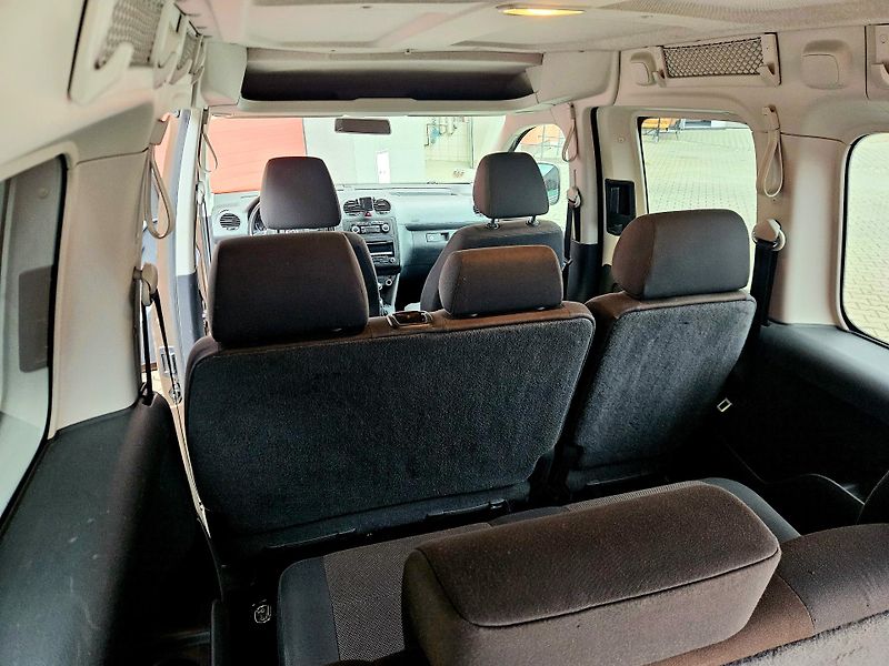 Volkswagen Caddy (2012) CADDY MAXI 7 MÍST  TAŽNÉ  STK - fotka 22 z 23