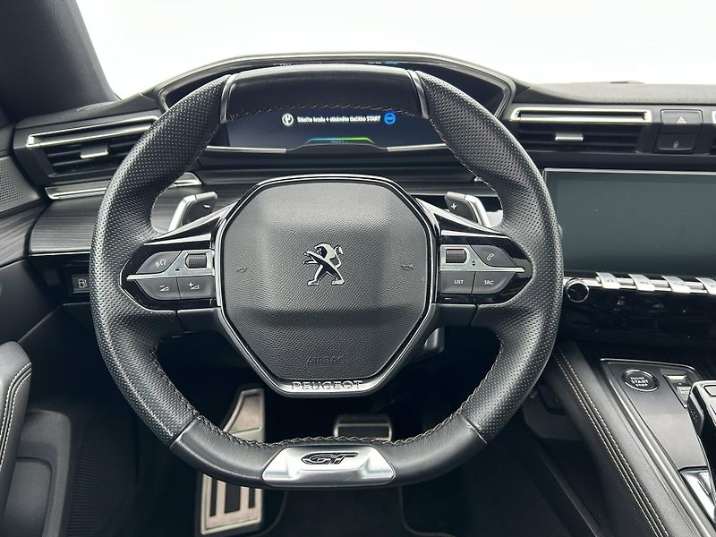 Peugeot 508 GT PACK HYBRID 225 e-EAT8 1.6 - fotka 12 z 27