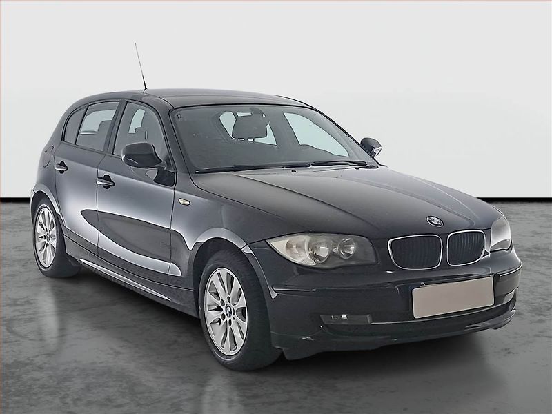 BMW Řada 1 (2010) 116d, po STK, pěkný stav - fotka 1 z 16