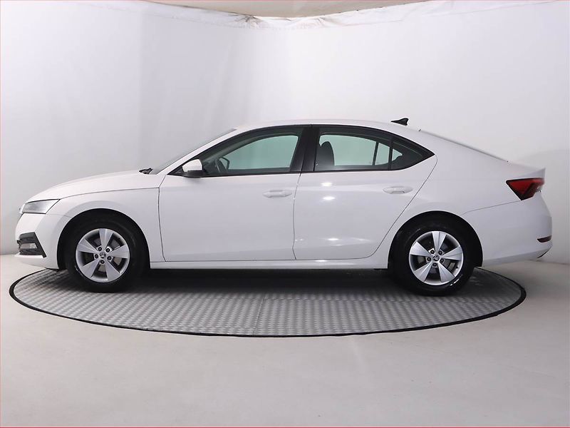 Škoda Octavia (2020) 1.5 TSI, Serv.kniha, Tempomat - fotka 3 z 23