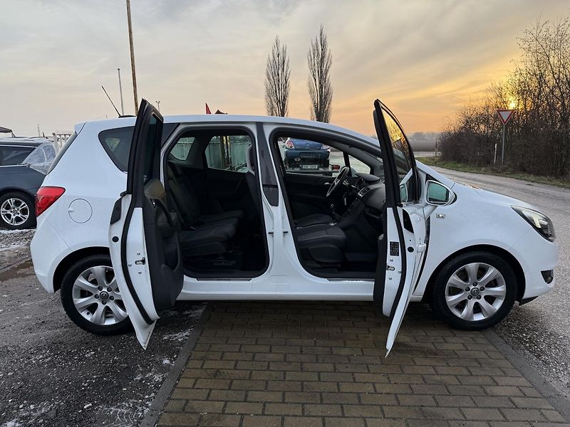 Opel Meriva (2016) 1.6 DTE - fotka 35 z 49
