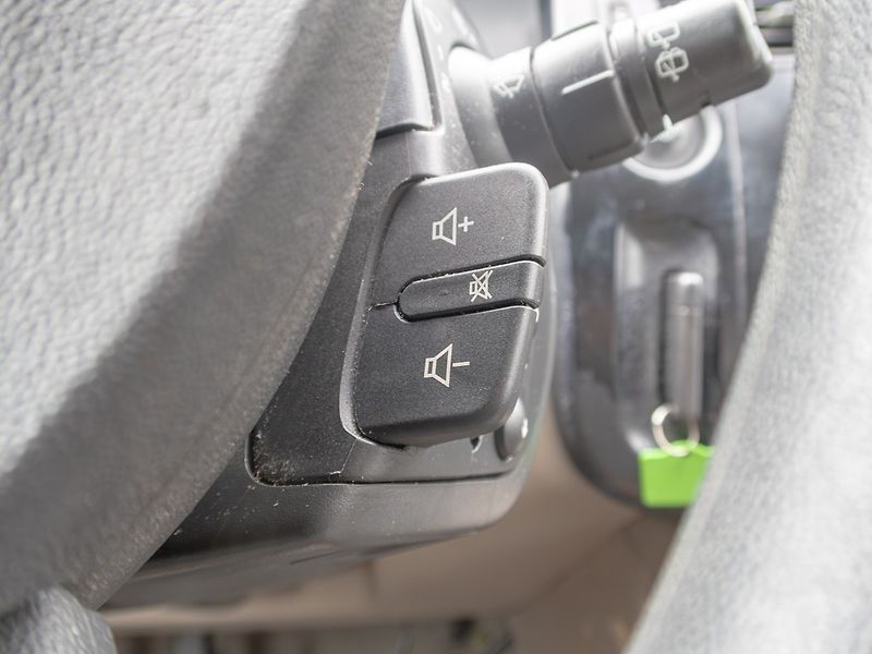 Renault Scénic (2006) 1.6i 16V 82KW – 2x KOLA - fotka 15 z 32