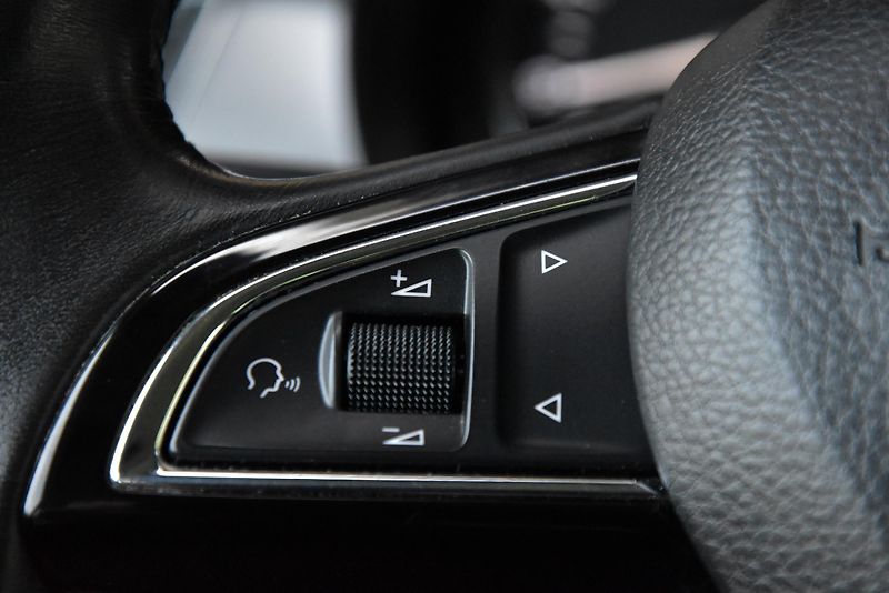 Škoda Fabia 1.2 TSi 6st STYLE,KLIMA,VÝHŘEV - fotka 13 z 50