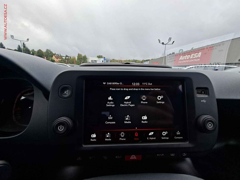 Fiat Panda (2024) 1.0i, AC, park.asist - fotka 15 z 16