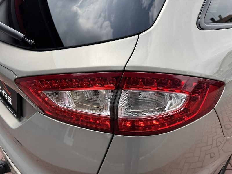 Ford Mondeo (2016) 2.0TDCi Navi Blis Kamera - fotka 38 z 47
