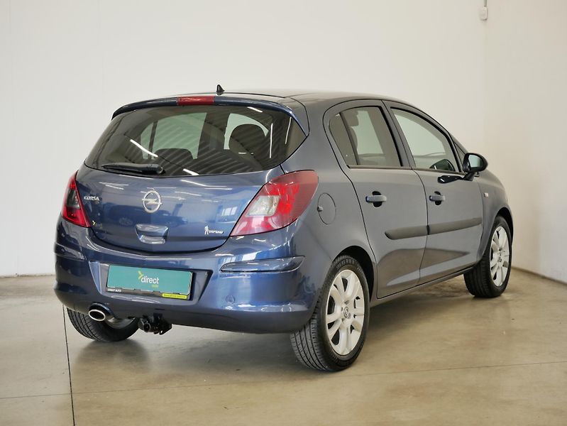 Opel Corsa - fotka 2 z 21