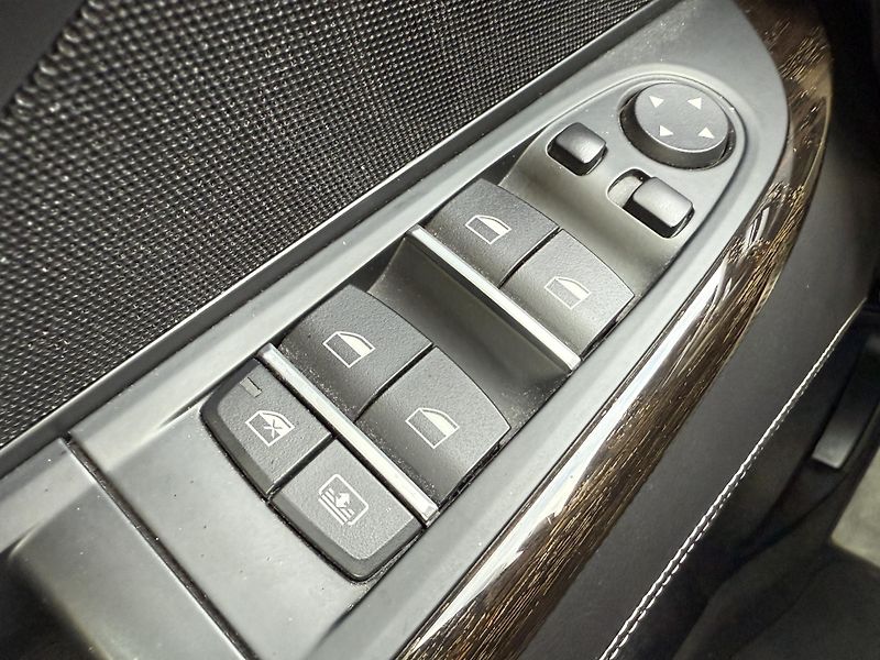 BMW Řada 6 650i xDRIVE M-PAKET LED NAVI - fotka 14 z 40
