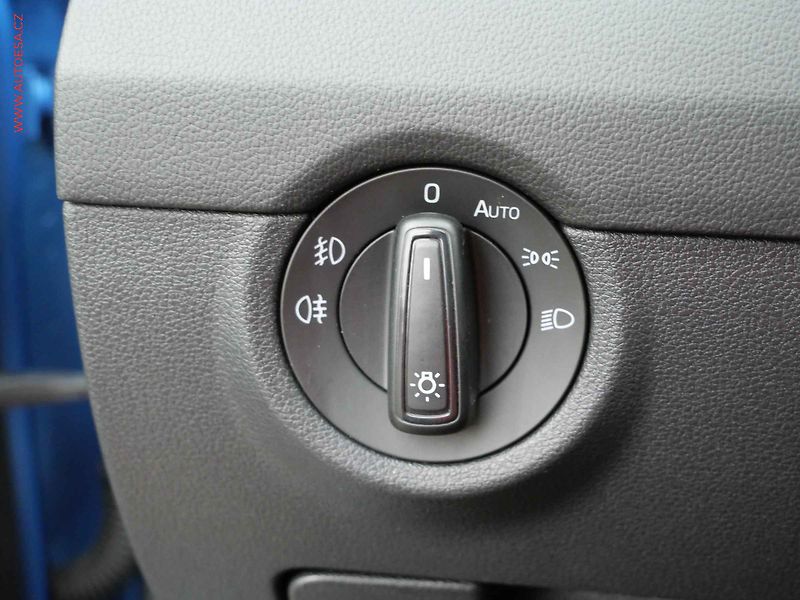 Škoda Octavia (2013) 1.2 TSi, ČR, Ambition, DSG - fotka 15 z 18
