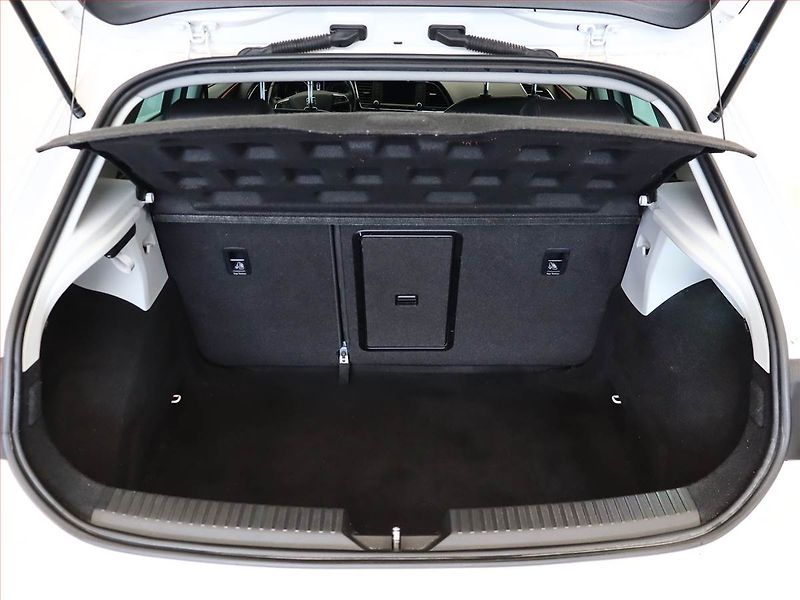 Seat Leon (2016) Style 1.2 TSI, ČR,1.maj - fotka 11 z 16