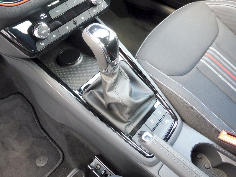 Škoda Kamiq (2026) Monte Carlo 1,0 TSI 85kW DSG - fotka 19 z 30