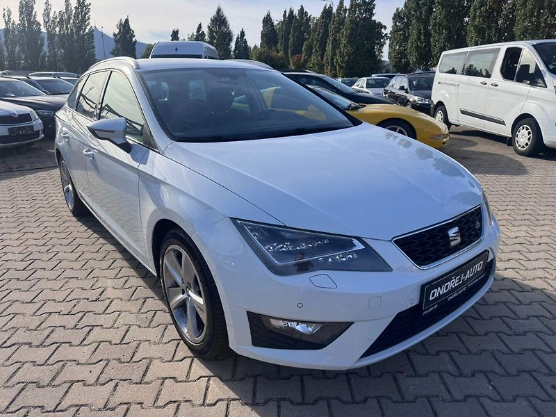 Seat Leon (2016) FR 1,4 TSI 110 KW 1. MAJITEL - fotka 7 z 50