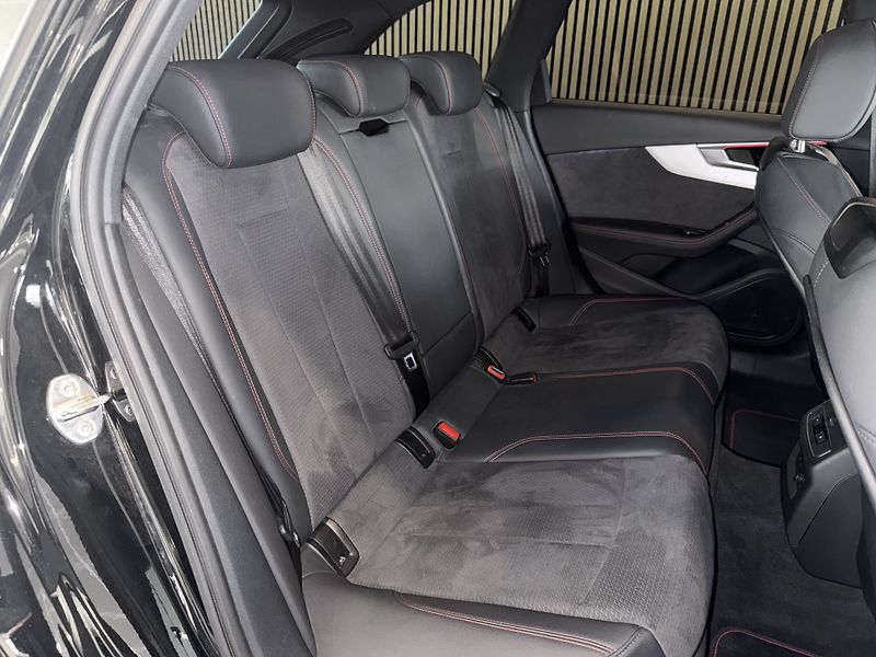 Audi A4 Avant 40 TDI Quattro Comp+ Matrix CZ - fotka 12 z 38