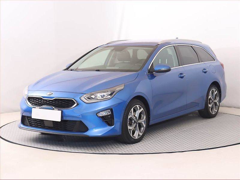 Kia Ceed (2021) 1.5 T-GDI, Automat, Serv.kniha - fotka 2 z 21