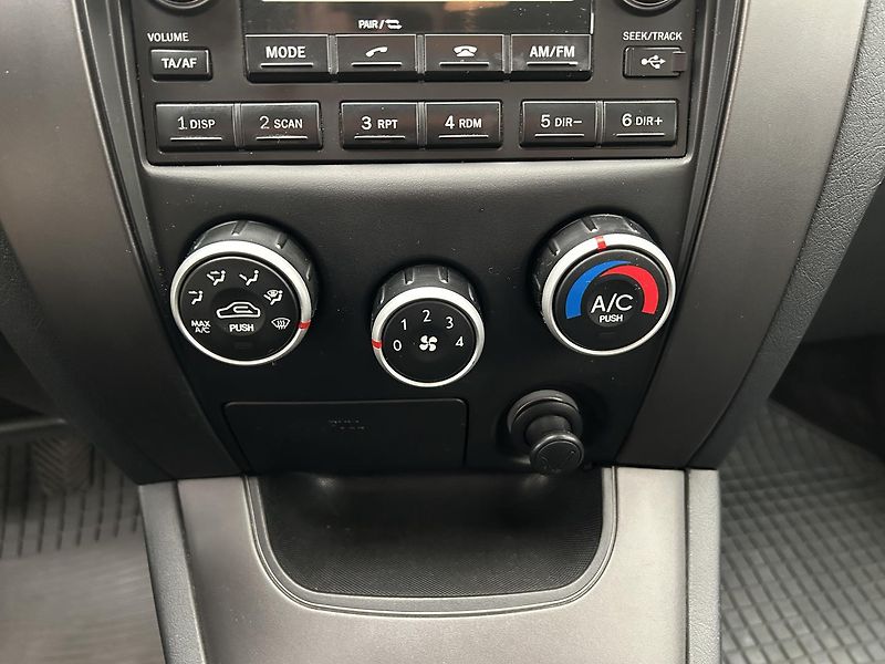 Hyundai Tucson 2.0 i CVVT 4x4 - fotka 13 z 21