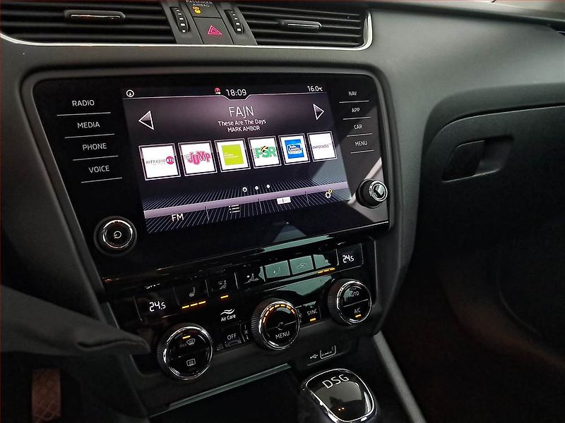 Škoda Octavia (2019) 1.6 TDI, Automat, Tempomat - fotka 12 z 15