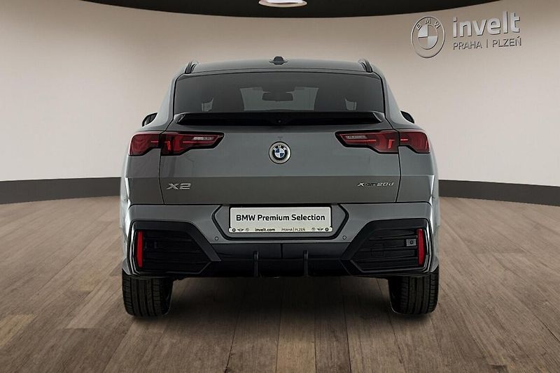 BMW X2 xDrive20d - fotka 4 z 25