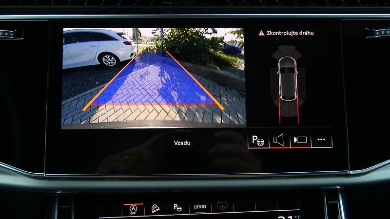 Audi Q8 55 TFSI quattro tiptronic - fotka 16 z 26