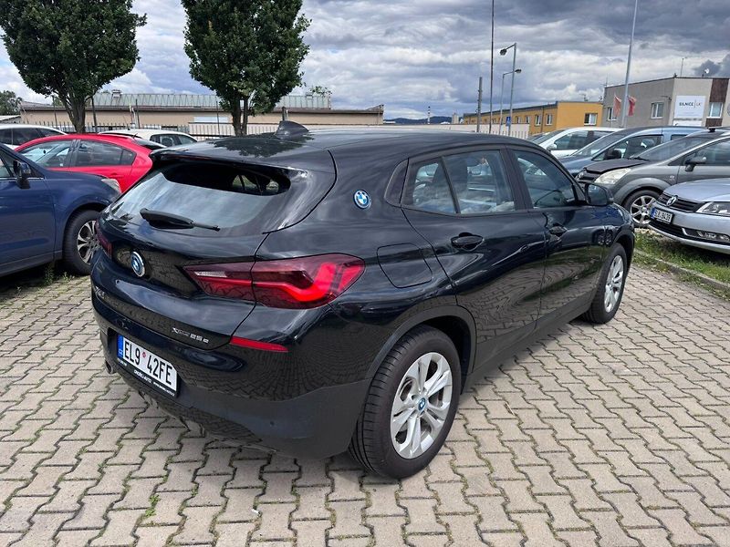 BMW X2 (2022) 4X4 25E 1,5i 162KW ZÁRUKA DPH - fotka 6 z 50