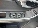 Volvo XC60 (2012) 2.5d 4x4, AT, klima - náhled 11