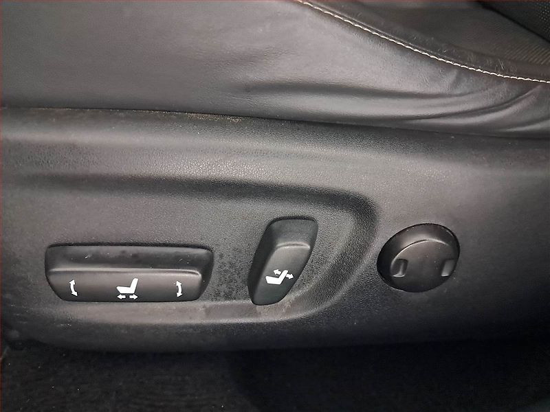 Lexus CT 200h (2012) 200h, Automat, Kůže, Navi - fotka 18 z 22