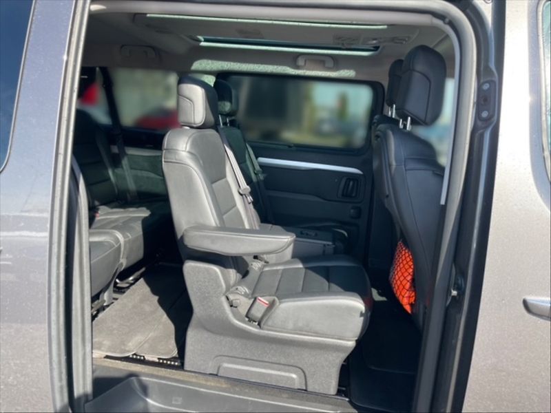 Toyota ProAce Verso 2,0 D-4D 180k L2 VIP - fotka 8 z 11