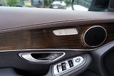 Mercedes-Benz GLC 250i 4Matic/kůže/Led/9AT/ČR - náhled 18