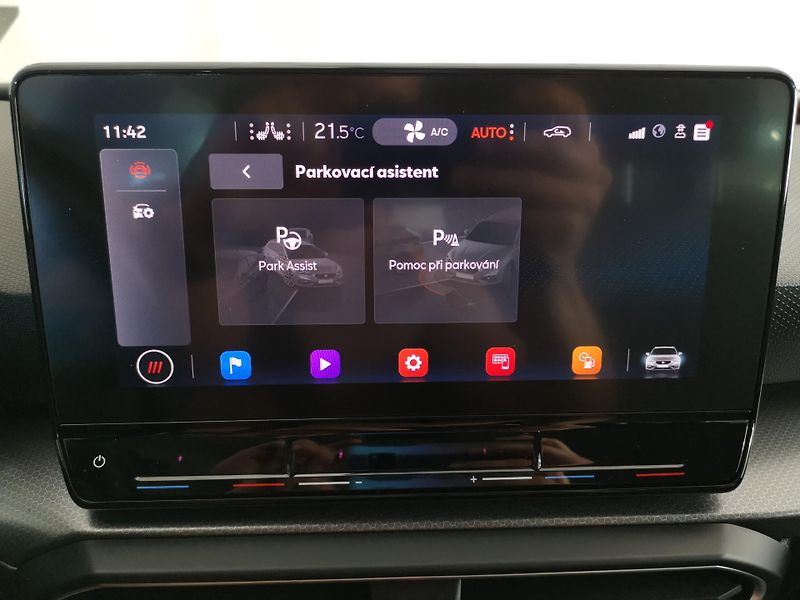Seat Leon (2022) 1.5 Tsi DSG KESSY LED VIRTUÁL  - fotka 23 z 30