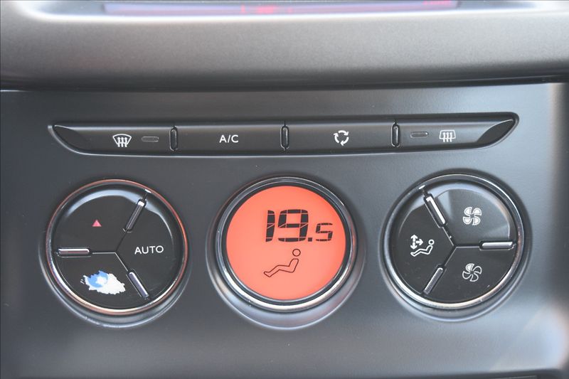 Citroën C3 1,2 66kw DIG.KLIMA BEZ KOROZE - fotka 30 z 36
