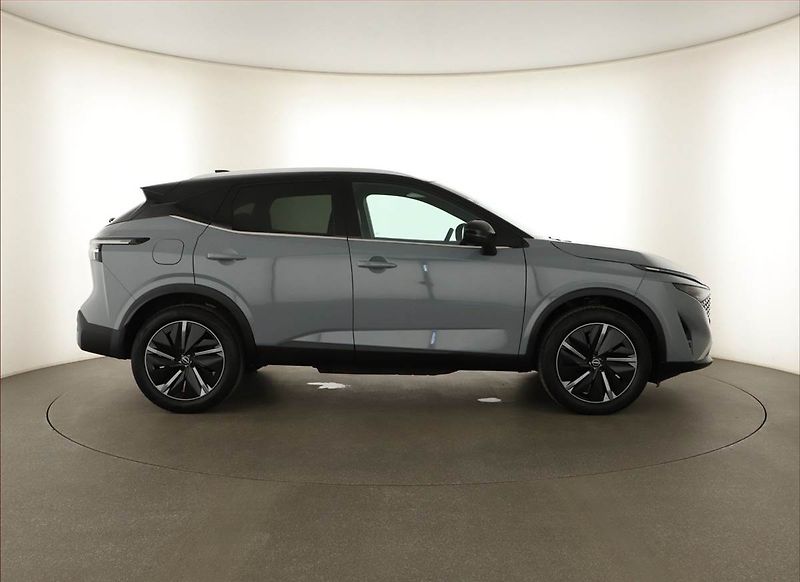 Nissan Qashqai (2026) 1.3 DIG-T MHEV, Tekna, Navigac - fotka 6 z 18
