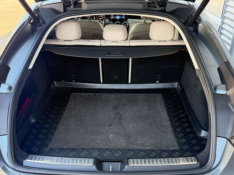 Mercedes-Benz GLC 220d 4MATIC - fotka 13 z 38