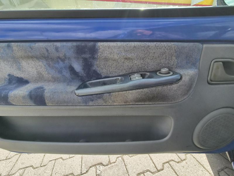 Renault Twingo (2002) 1,1 LPG - fotka 10 z 13