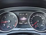Volkswagen Passat (2016) 2.0 TDI, Automat, Navi - náhled 11