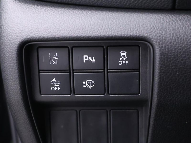 Honda CR-V 2,0 107kW 4WD CVT Hybrid CZ - fotka 14 z 28