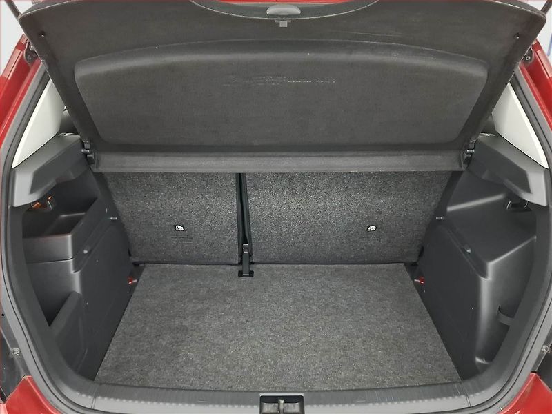 Škoda Fabia (2017) 1.2 TSI, Tempomat - fotka 14 z 17