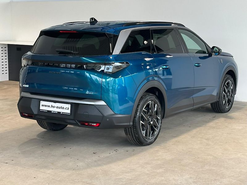 Peugeot 5008 (2026) GT Hybrid 145 e-DCS6 - fotka 4 z 21