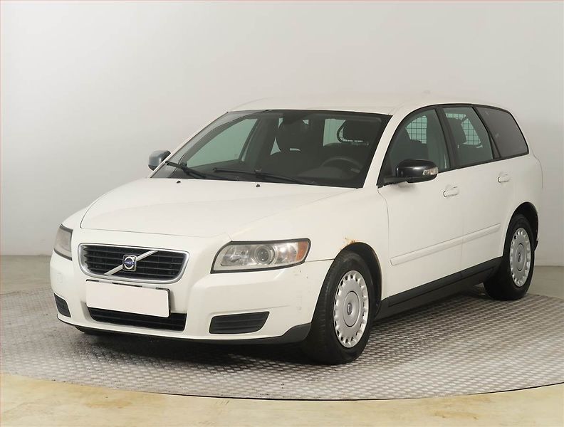 Volvo V50 (2008) 1.8 i, Klima, dobrý stav - fotka 2 z 14