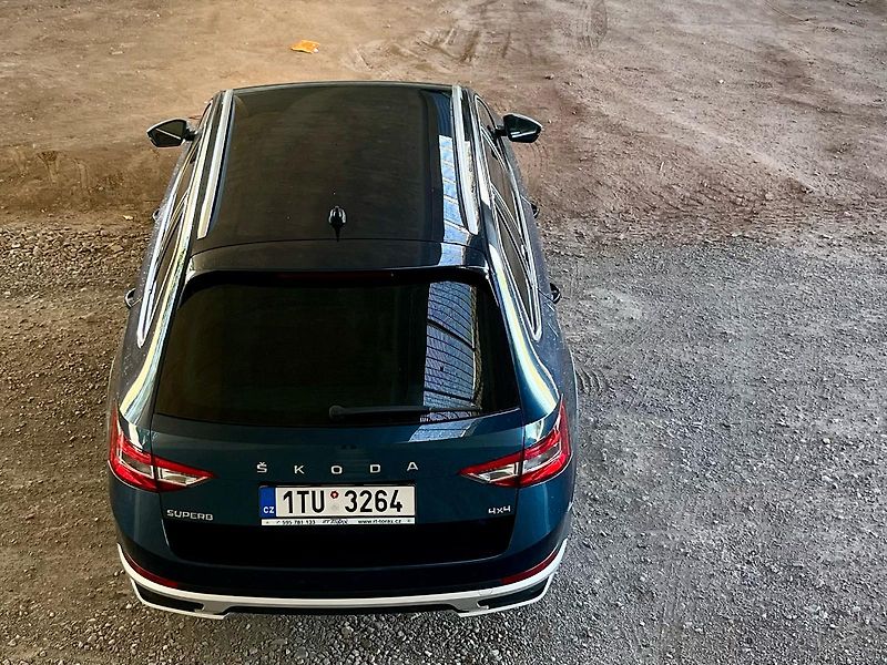 Škoda Superb (2020) 2.0 TDi Scout 4x4 DSG ČR  - fotka 16 z 16
