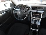 Volkswagen Passat (2012) 1.6 TDI, Tempomat - náhled 7
