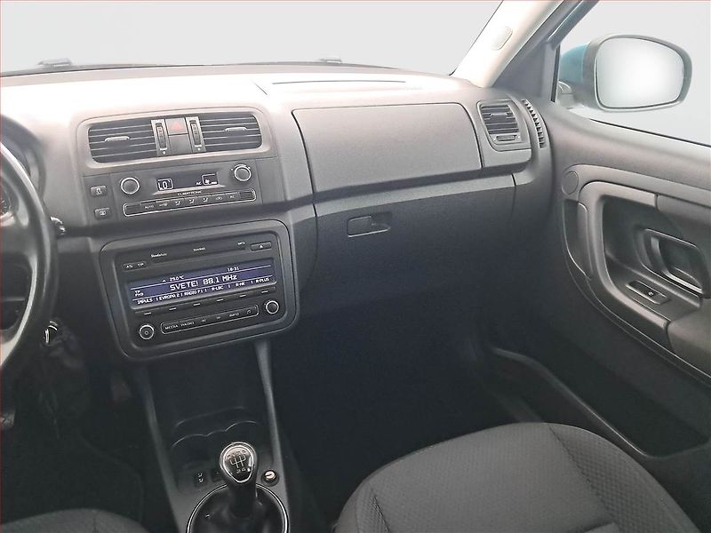 Škoda Fabia (2012) Elegance 1.2 TSI, Serv.kniha - fotka 8 z 17